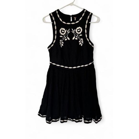Free People Black Embroidered Birds Of A Feather Dress Women’s Size 4 Boho Short - Picture 5 of 10